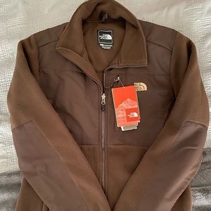 Brand New Northface Denali jacket